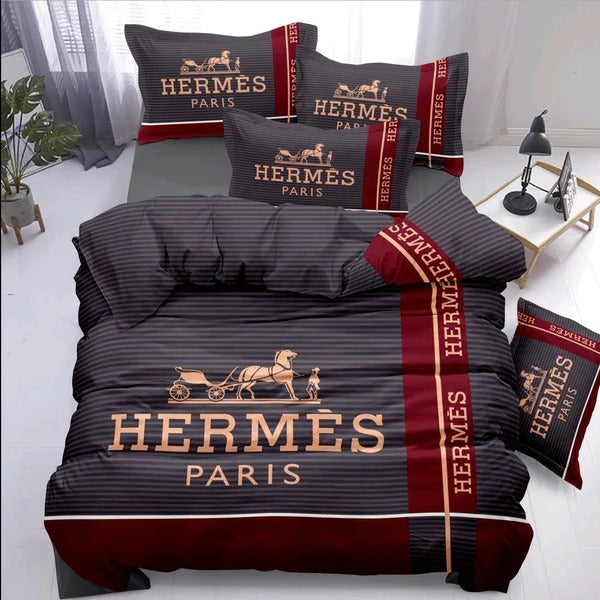 Premium Velveteen designer King Size Double Bedsheet - 100 X 108 Inches with 2 Pillow Covers - 3 Pcs Set
