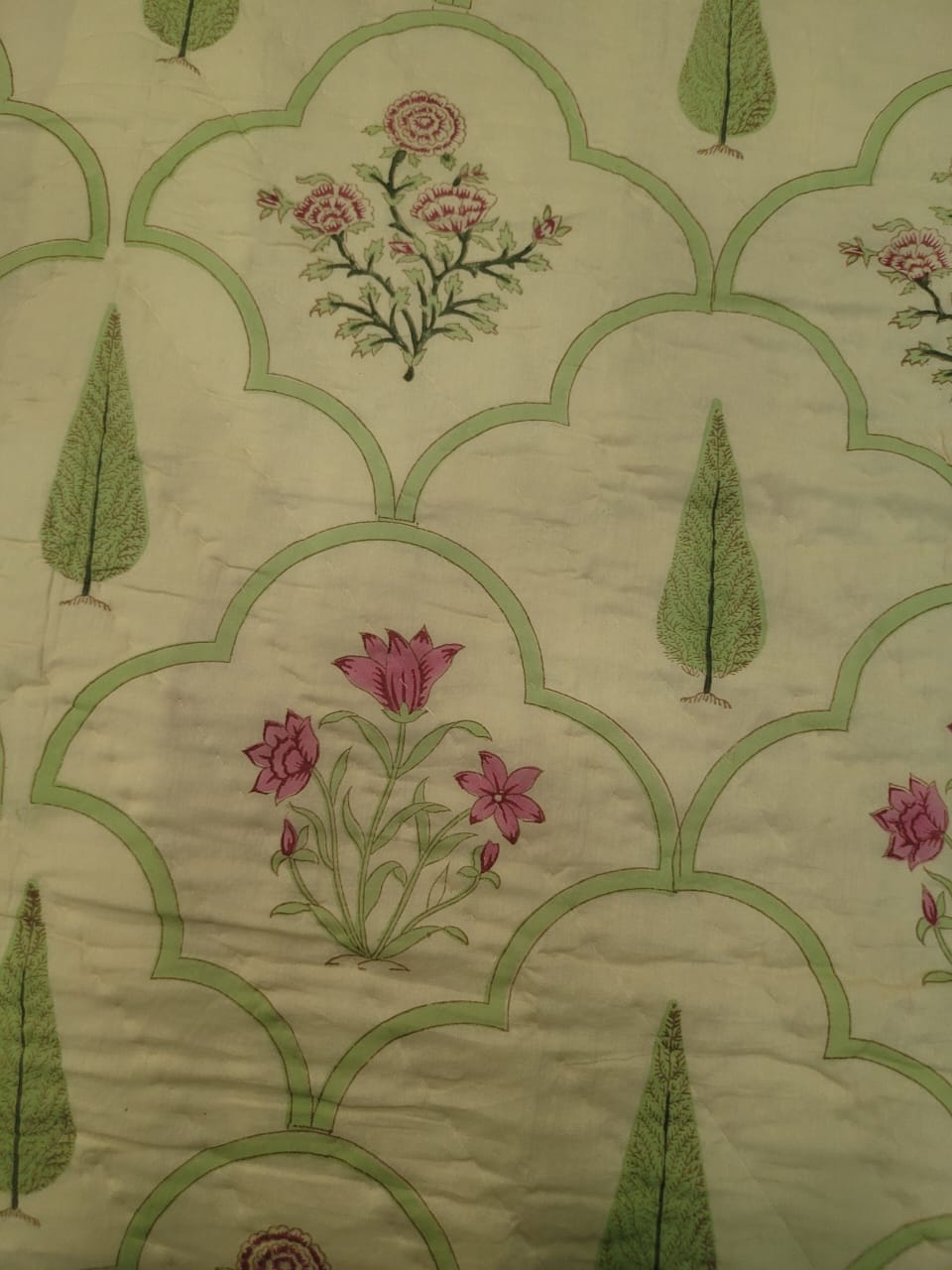 Quilt Bedspread/Coverlet/Bed Cover (King Size: 90x108 Inch)