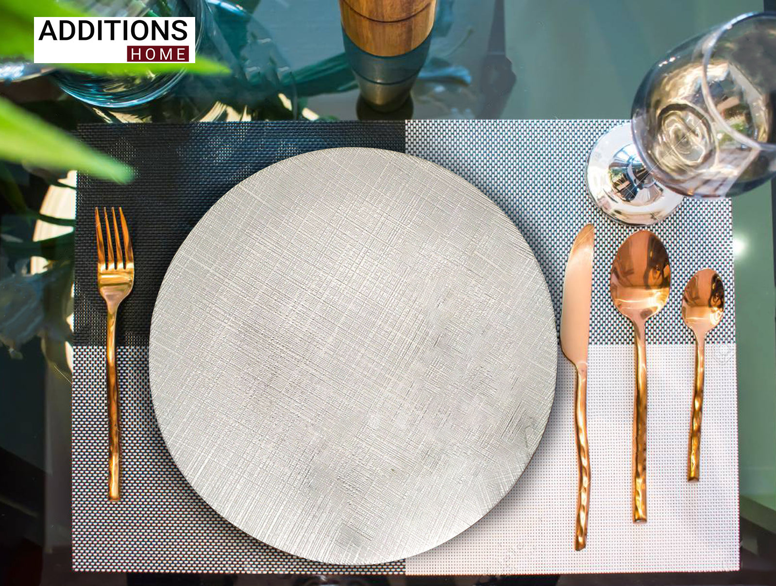 Pack of 6 , 13" Round White, Rim Glass Charger Plates