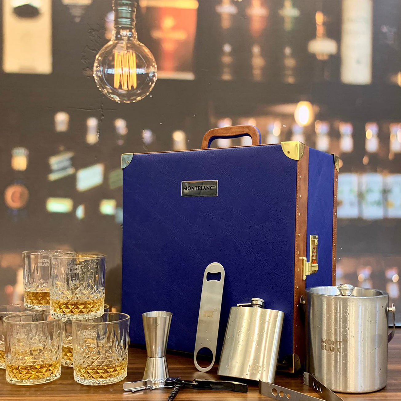 Premium Bar Set With Portable Leather Case.