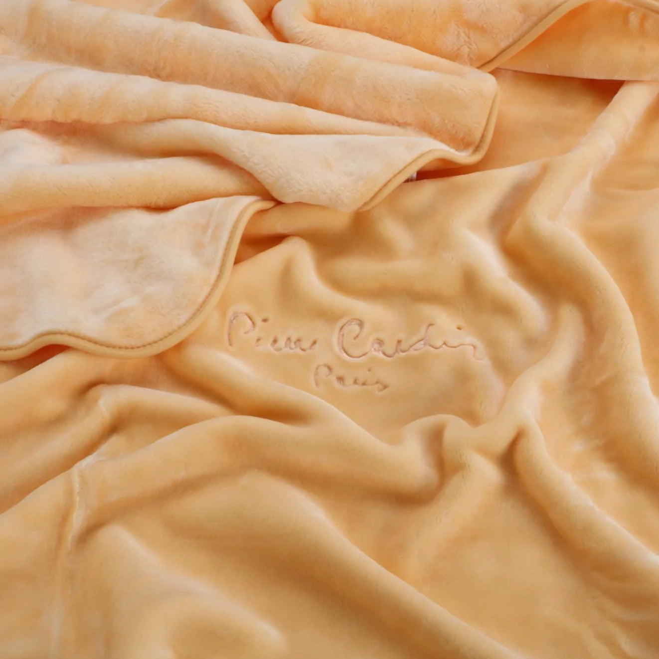 PIERRE CARDIN BLANKETS NANCY 545, 220x240cm