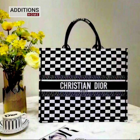 Stylish and Trendy Luxury Premium Tote Bag .(16 inch x 7 inch x 12.5 inch)