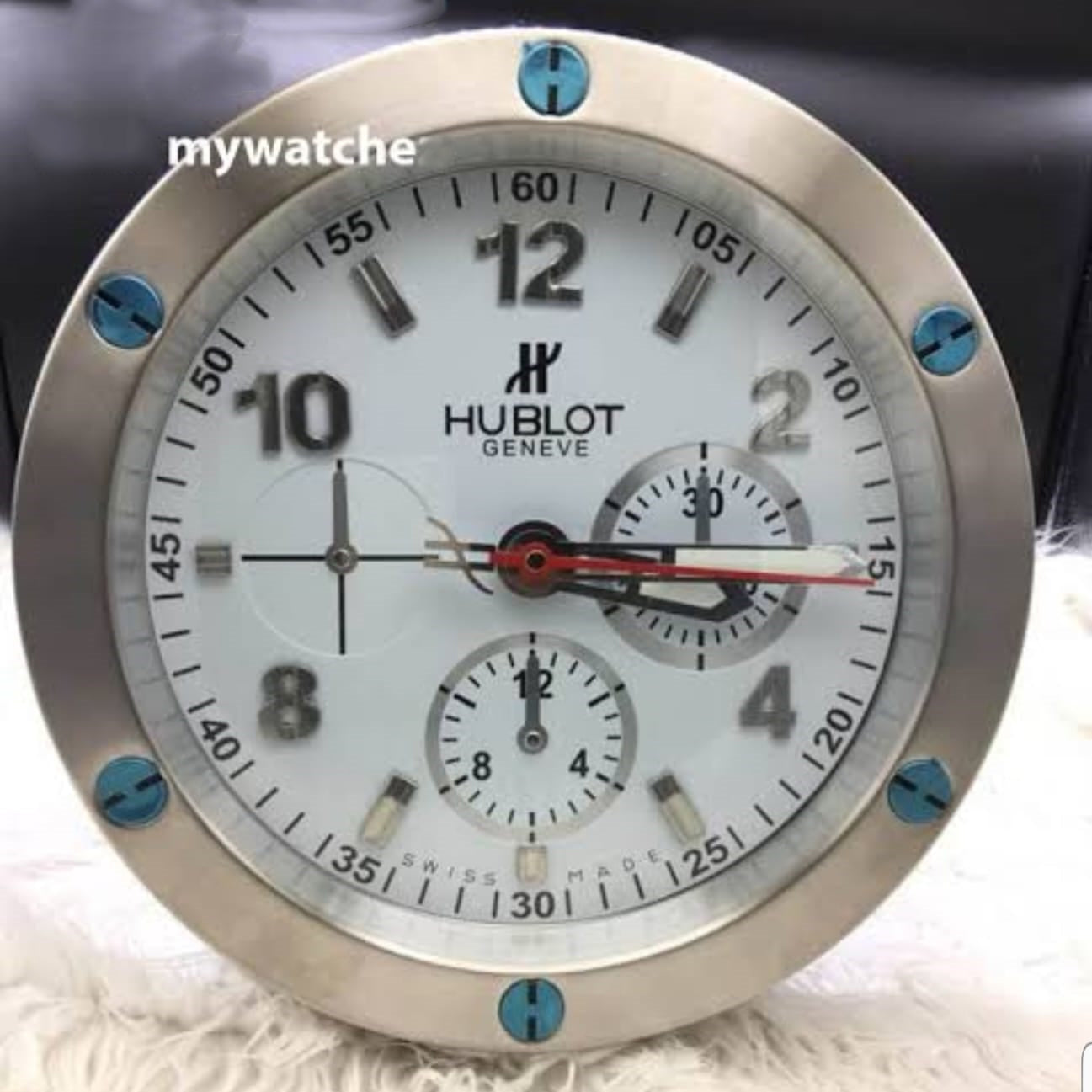 Luxury  Stainless Steel Metal Wall Clock For Royal Home & Bunglows, Wall Clock, Wall Watch. Diameter - 35 cm