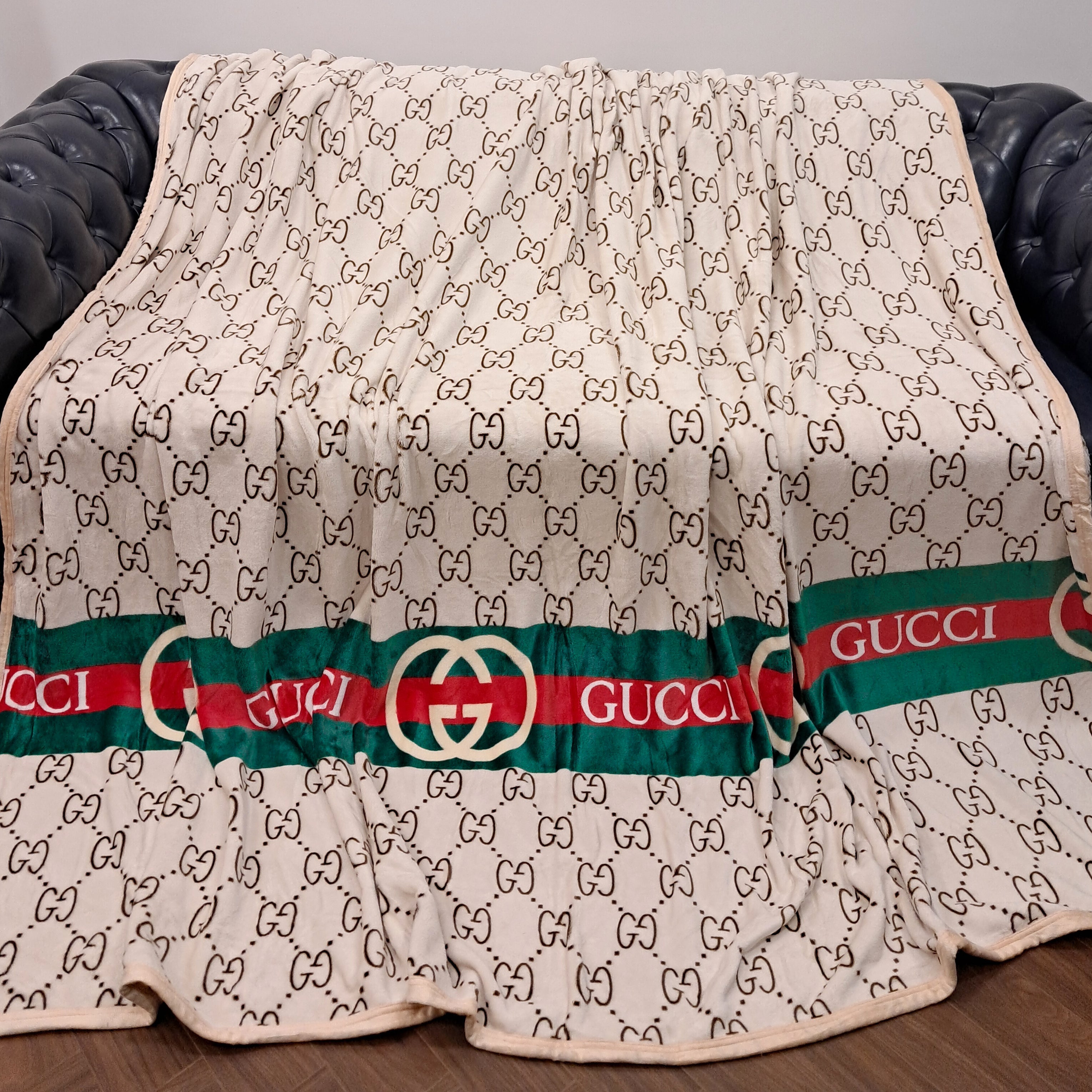 Luxury Designer Ac Blanket Perfect For Grandeur Home Décor