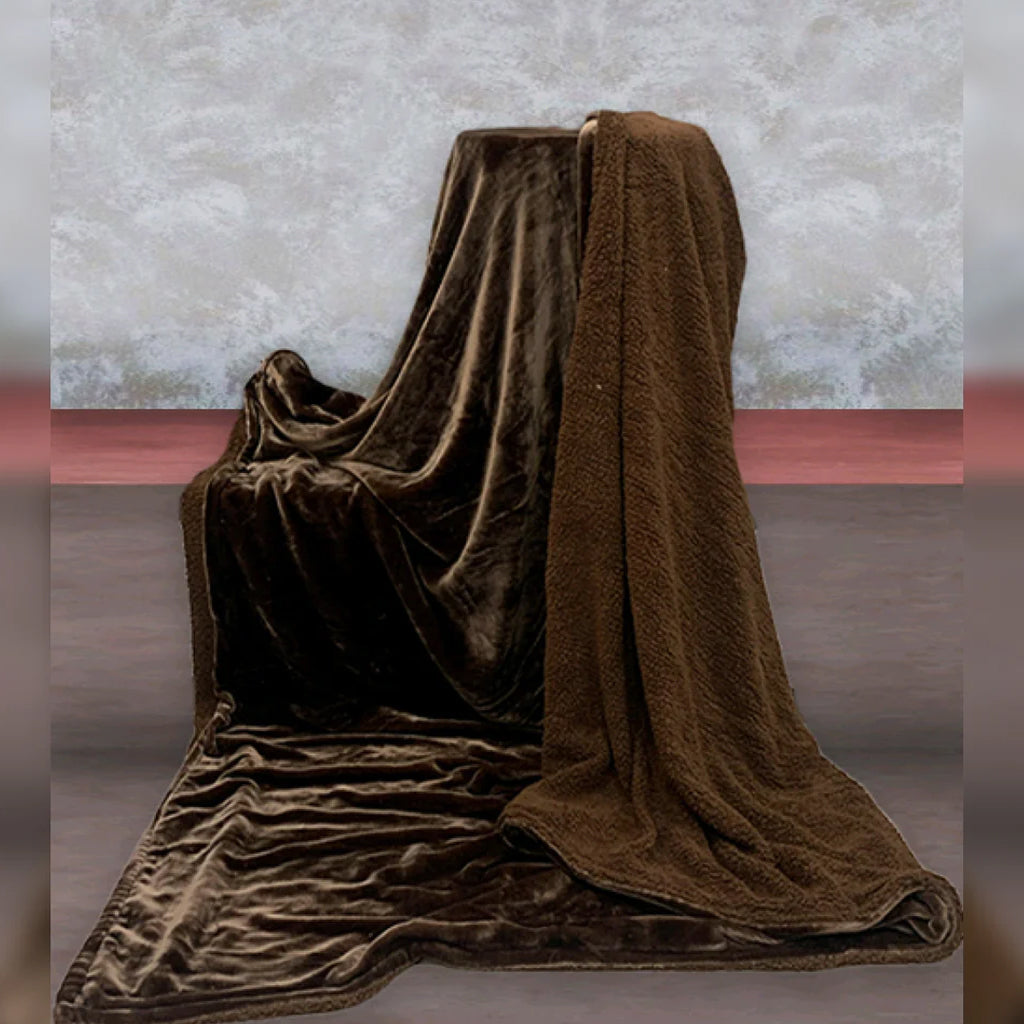 Plain Winter Warm Blanket/ Quit cover with Sherpa Back Double Bed 220 x 240 Cms