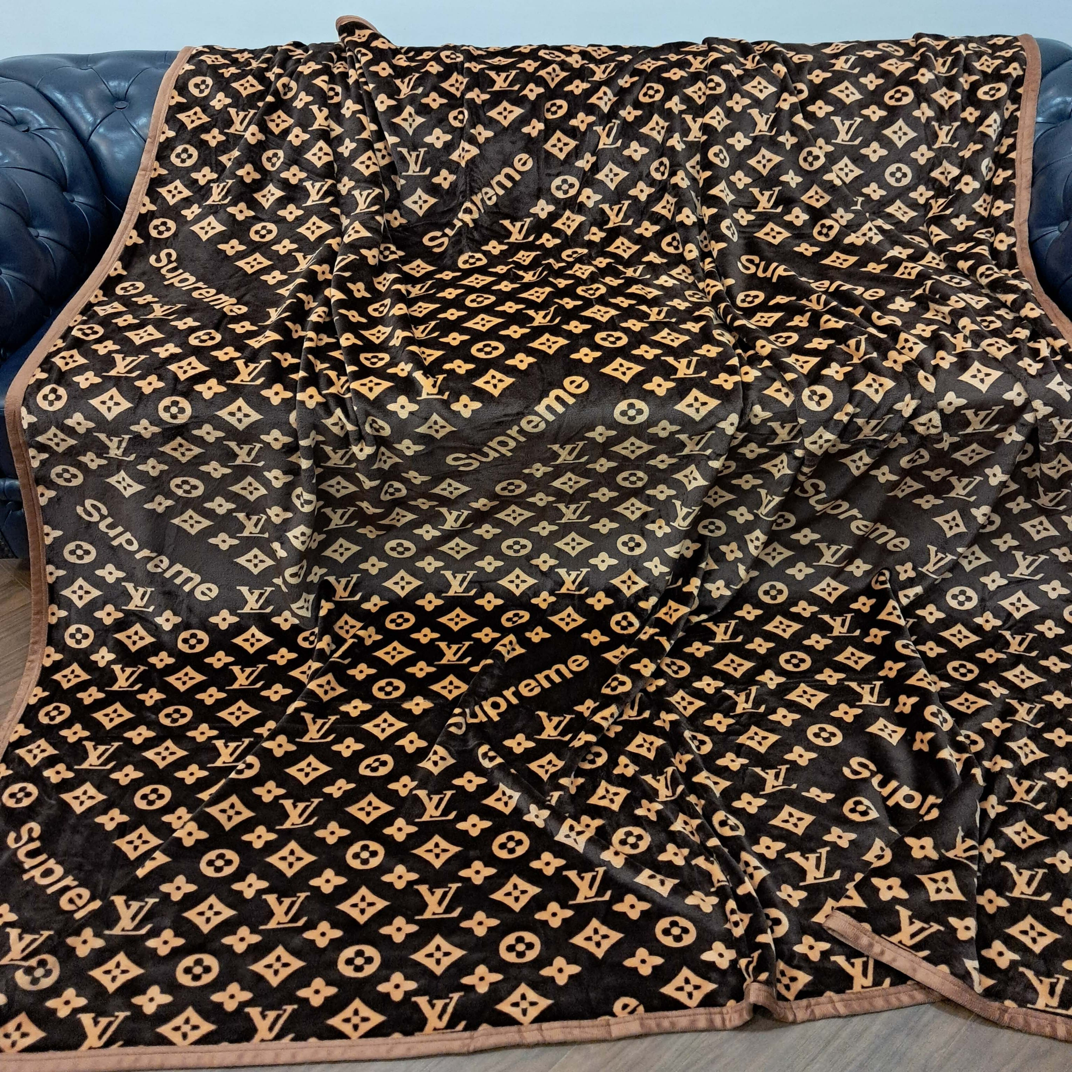 Luxury Designer Ac Blanket Perfect For Grandeur Home Décor