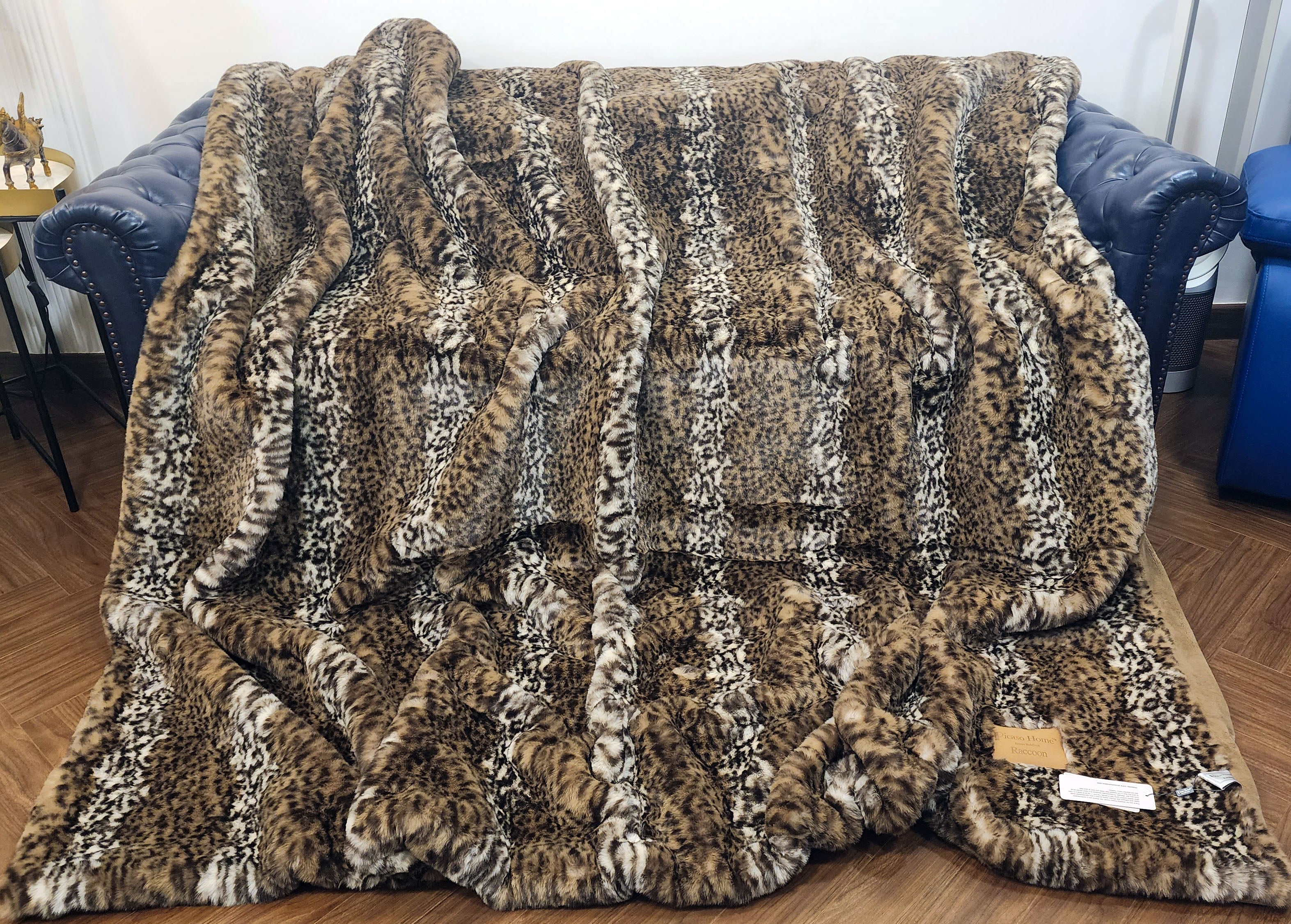 Luxury Animal Soft Fur Blanket, 230x270CM.