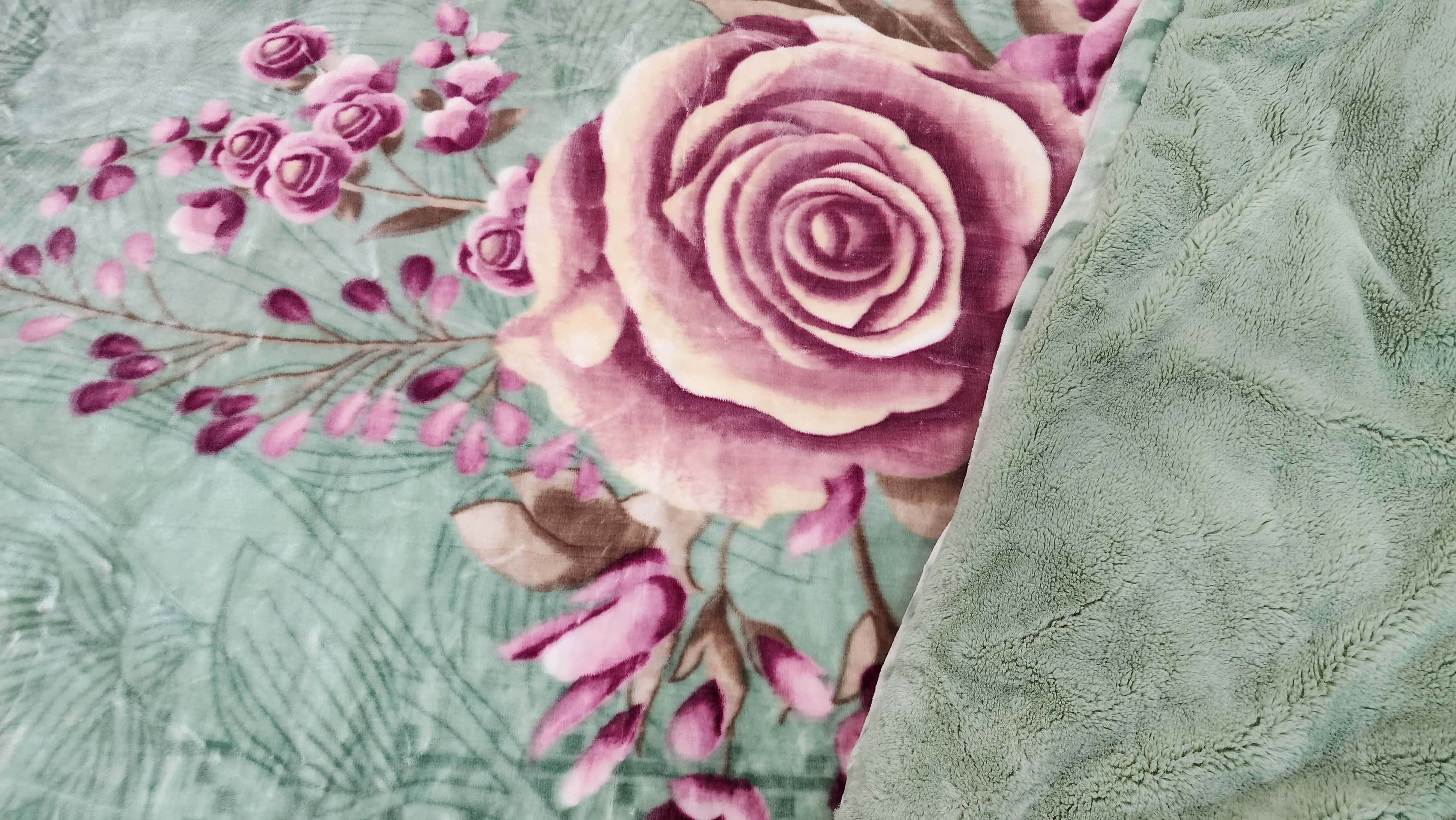 Super Soft King Size (220x240 cm') Double Bed Luxury Winter Blanket (Floral )