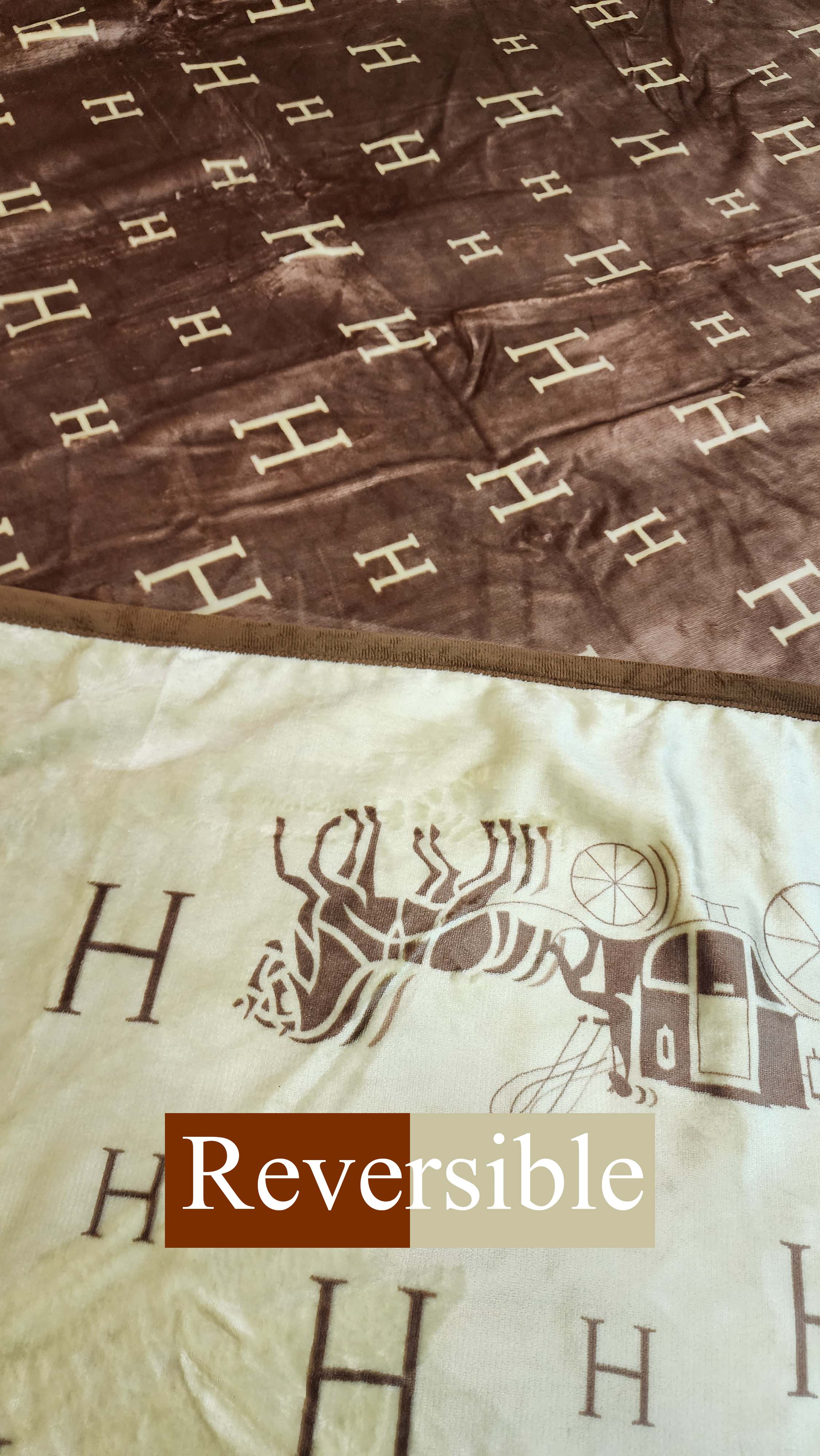 New Luxury Designer Full Reversible Blanket Perfect For Grandeur Home Décor