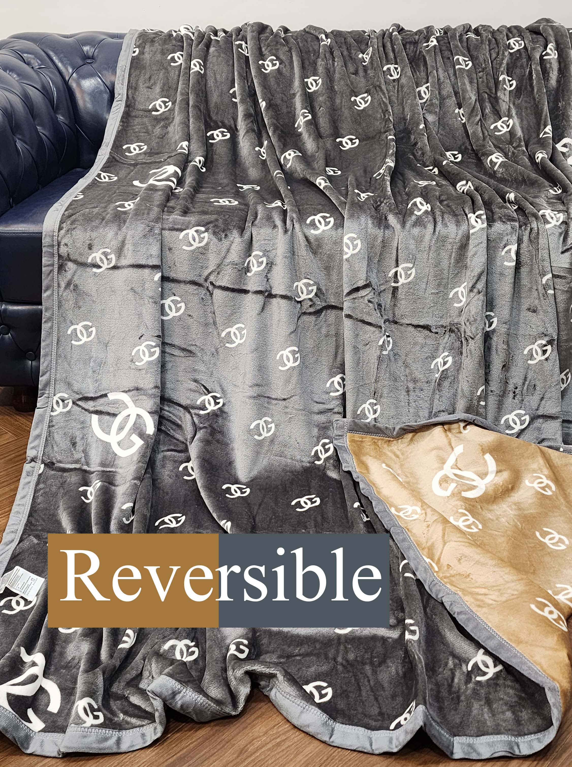 New Luxury Designer Full Reversible Blanket Perfect For Grandeur Home Décor