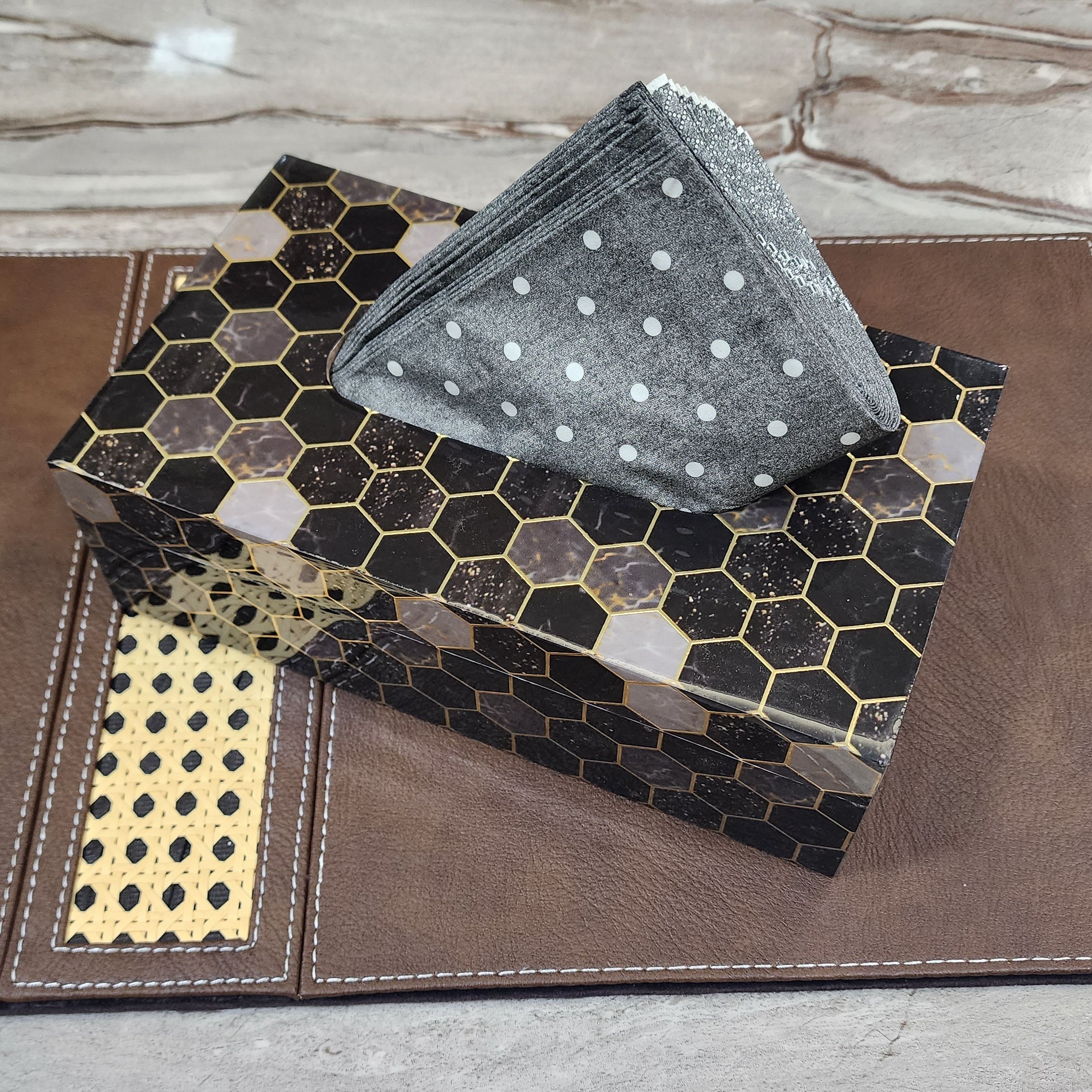 Tissue Paper Holder Box , Premium Paper Napkin Holder , for Dining Room, Kitchen, Bedroom Dressers, Car, Office and Home Decor / Napkin Box