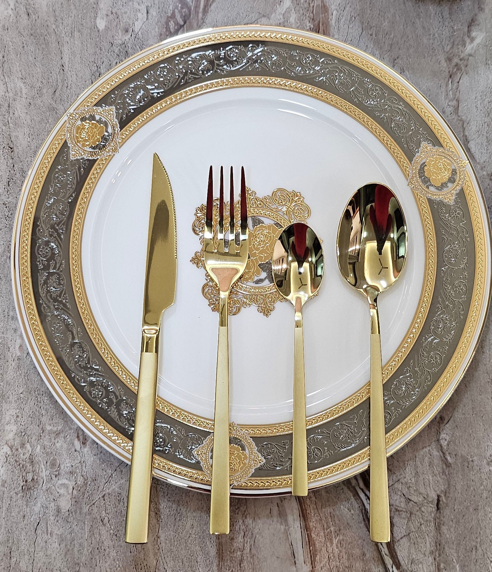 Fine Bone China Set 24K Real Gold Plated 35 PCS.