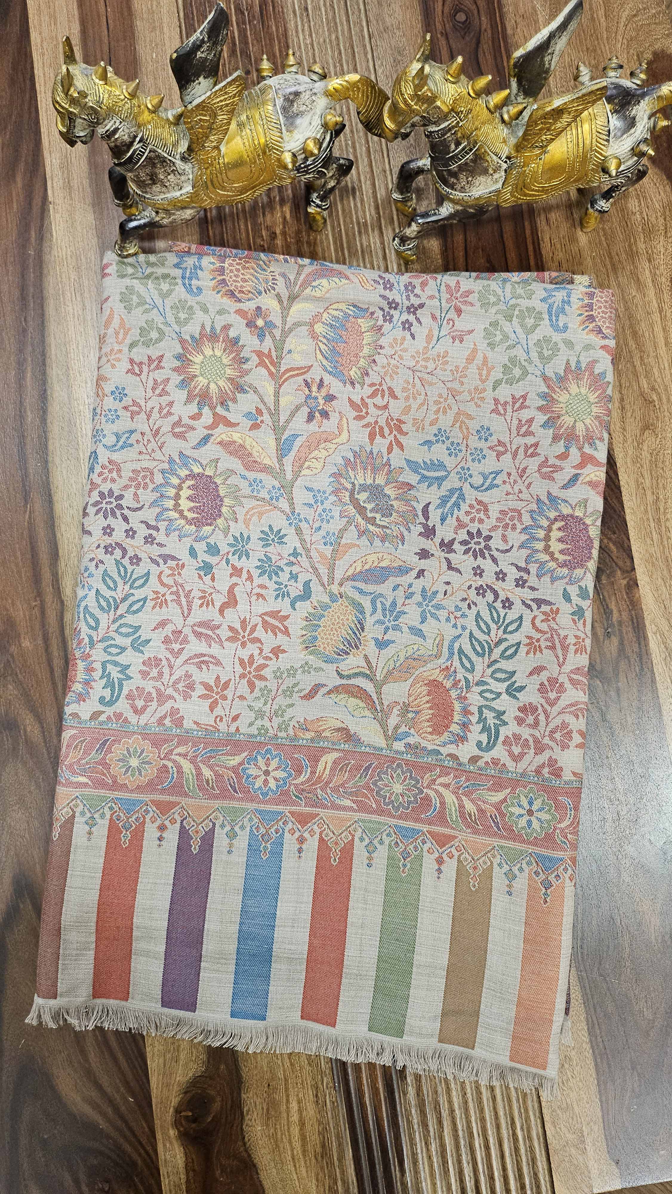 Royal Kanihama Shawl