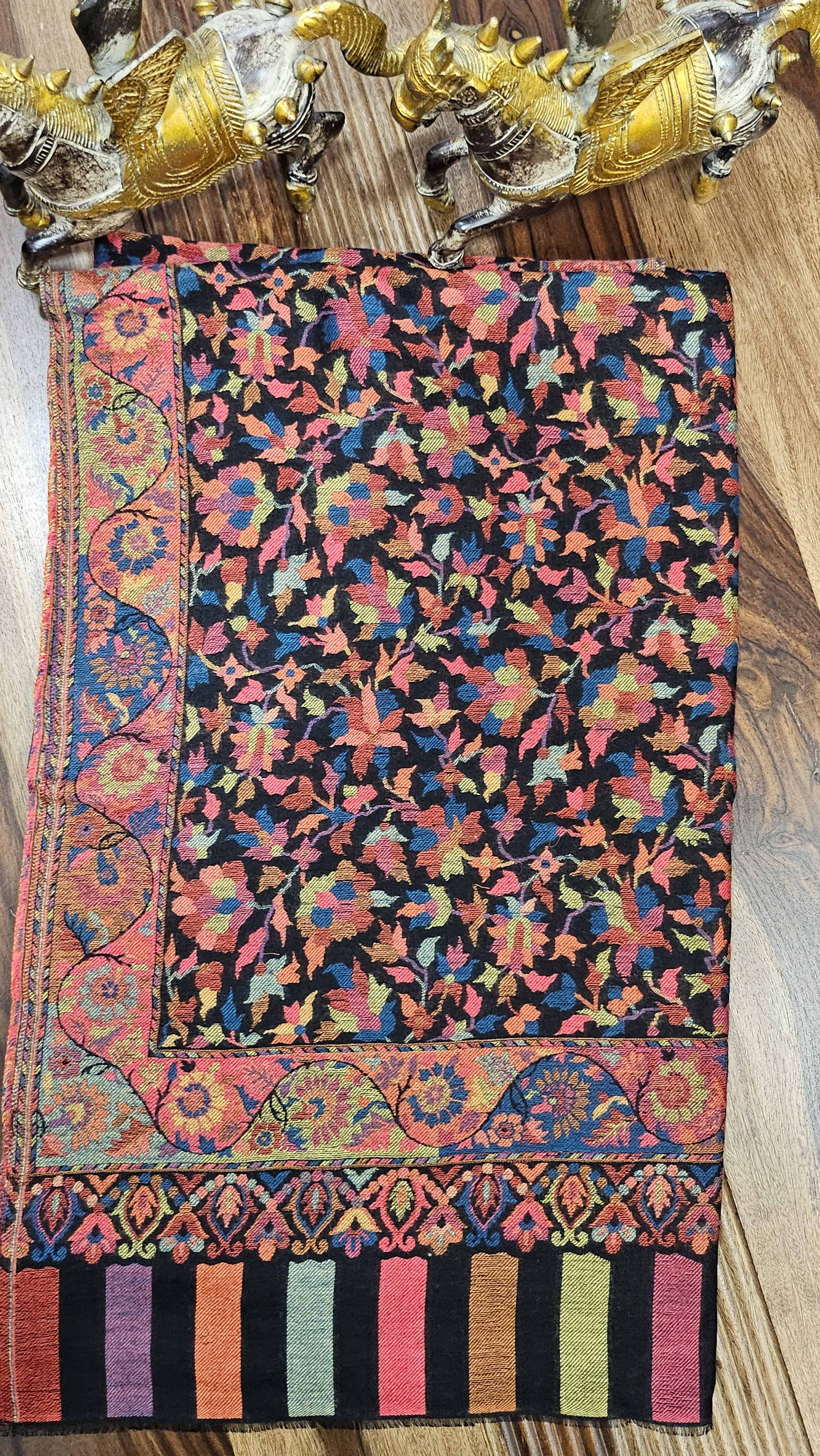 Royal Kanihama Shawl