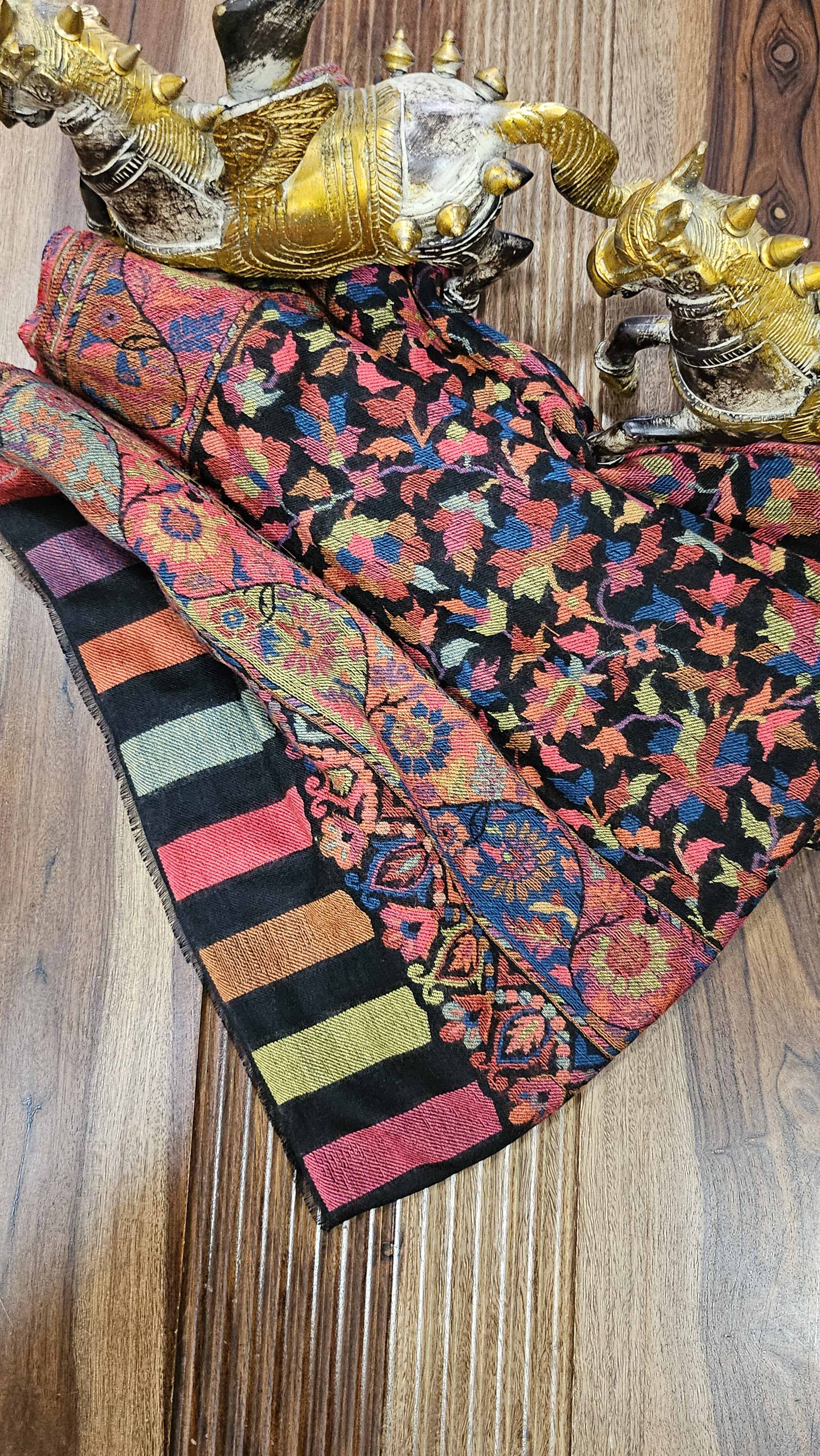 Royal Kanihama Shawl