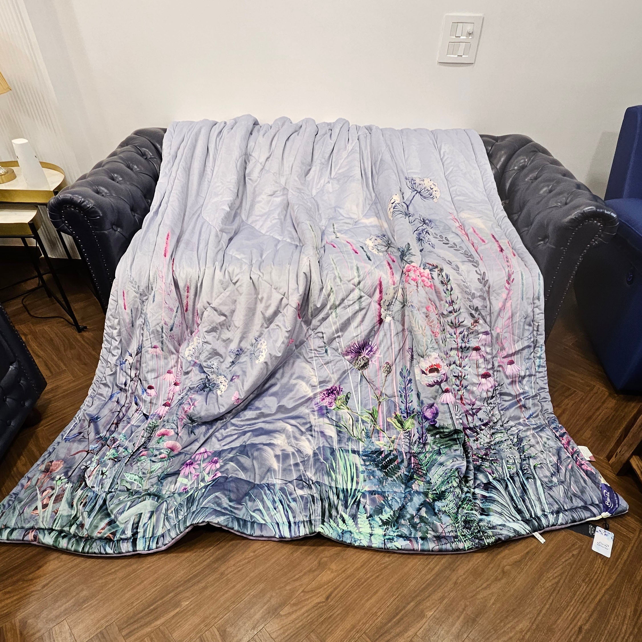 Super Soft Velveteen Warm Digital Printed Winter Quilt - 220 x 240 CM