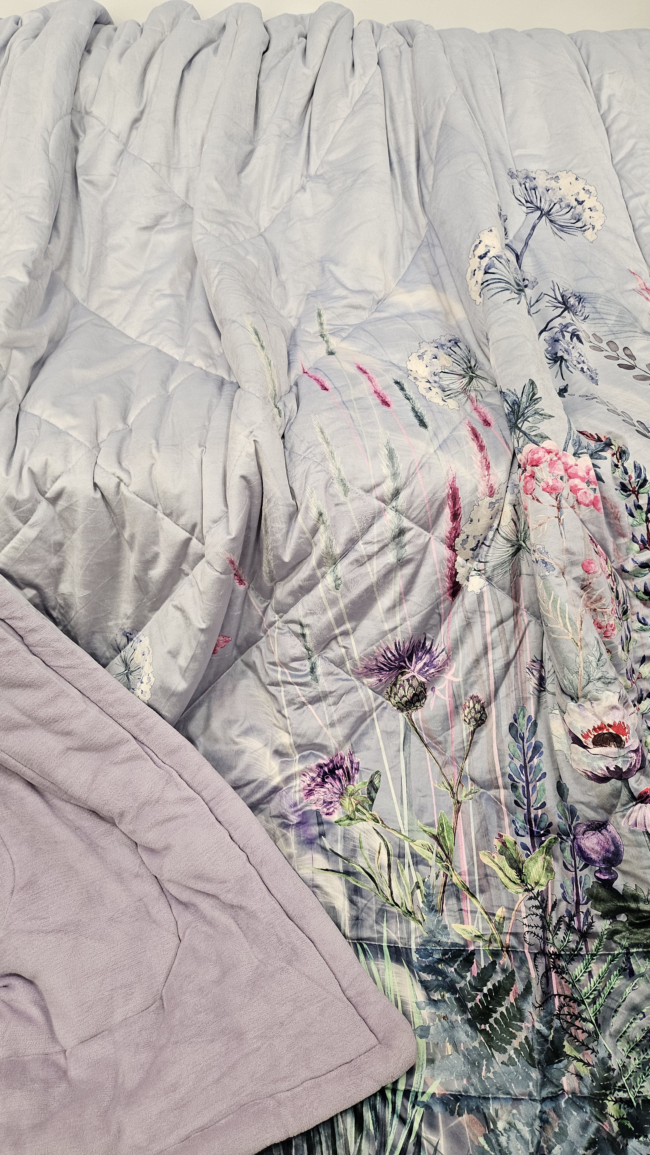 Super Soft Velveteen Warm Digital Printed Winter Quilt - 220 x 240 CM