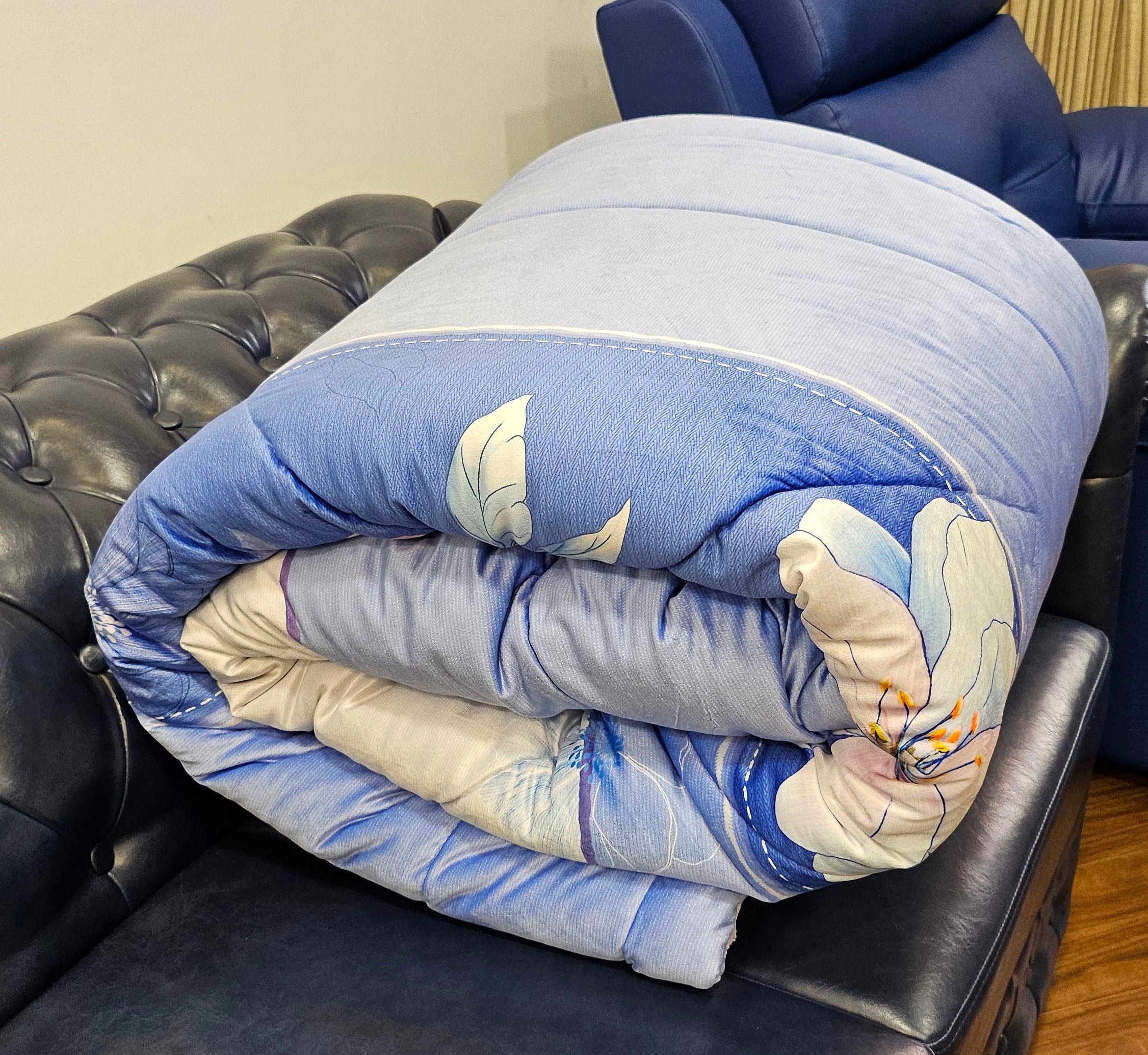 Super Soft Velveteen Warm Digital Printed Winter Quilt - 220 x 240 CM