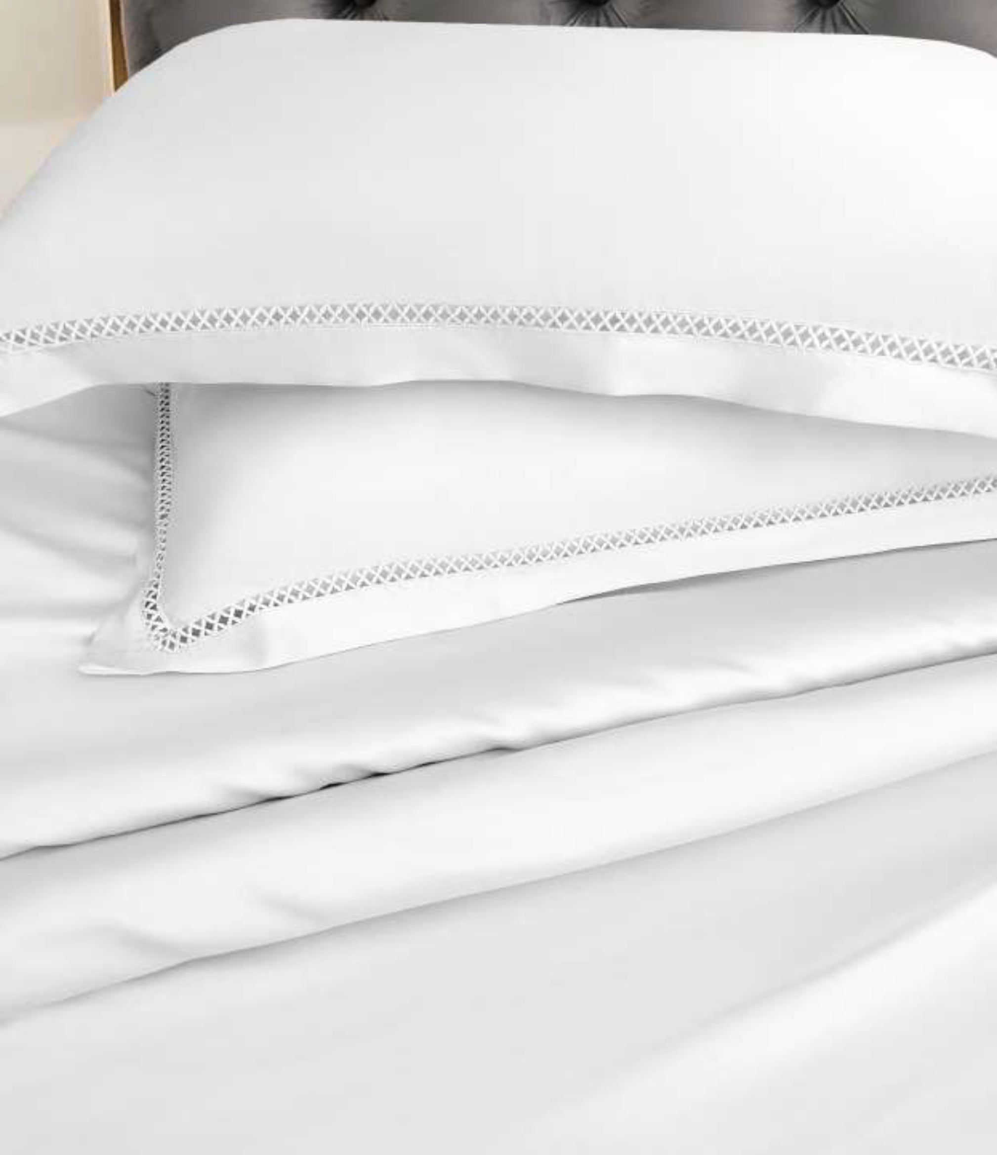 100% Cotton (Bamboo Fabric) 400 TC King Size Double Bedsheet - 275 X 275 CM with 2 Pillow Covers - 3 Pcs Set