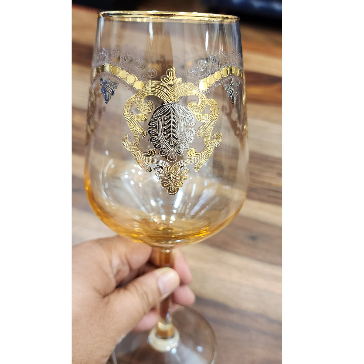 Hand Crafted Gold Plated Wine Glasses Capacity: 530 ML, for Home and Kitchen - Ideal Gift for Housewarming