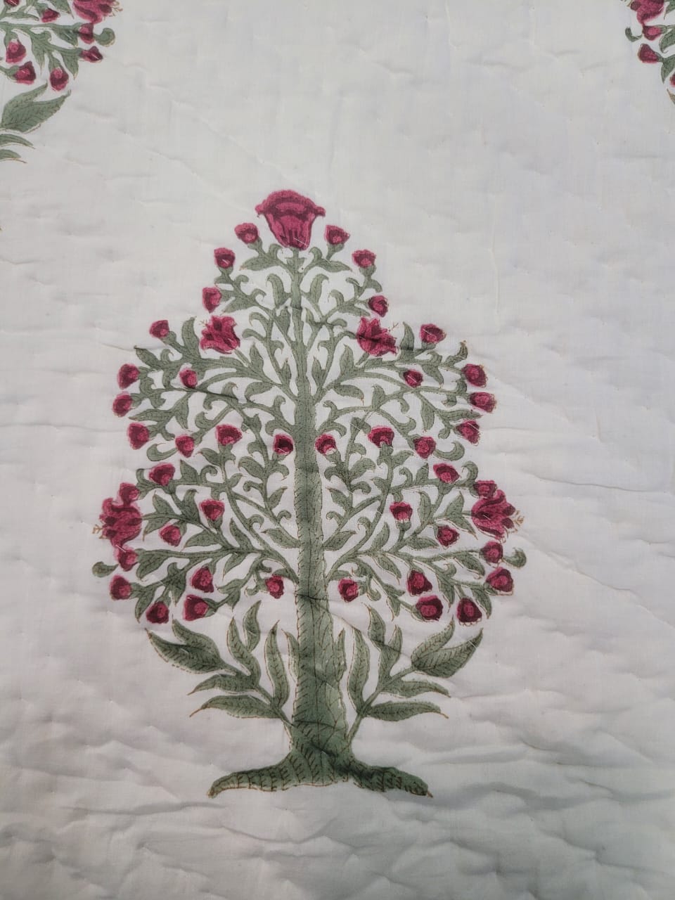 Quilt Bedspread/Coverlet/Bed Cover (King Size: 90x108 Inch)