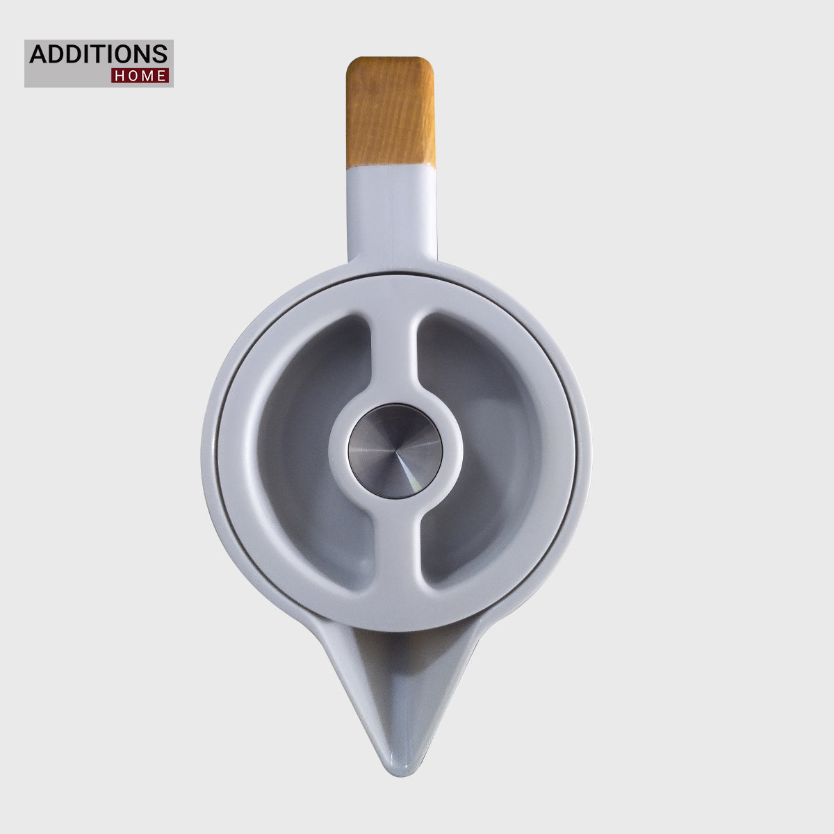 Stainless Steel Vacuum Jug with Wooden Handle - 1.5 Ltr.