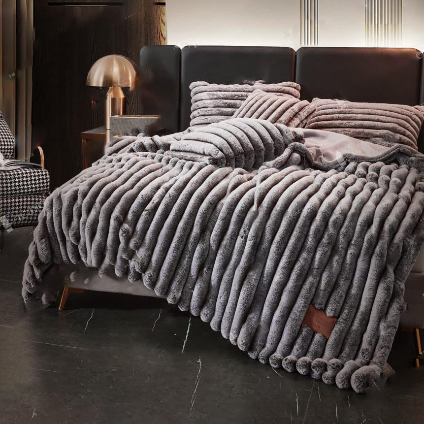 Faux Fur Cuddly Striped Pattern Soft Warm Winter Blanket 220x240 cm Set Of 5 Pcs