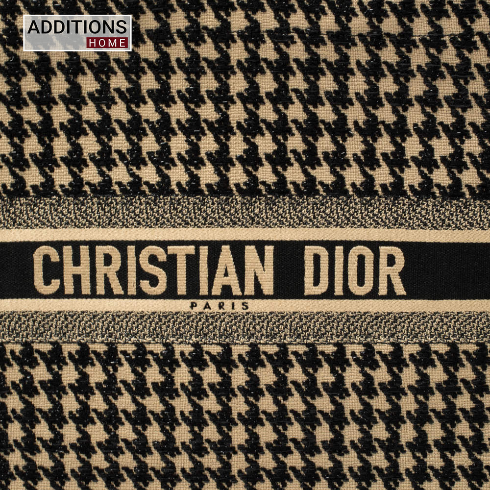 Stylish and Trendy Luxury Premium Tote Bag .(16 inch x 7 inch x 12.5 inch)