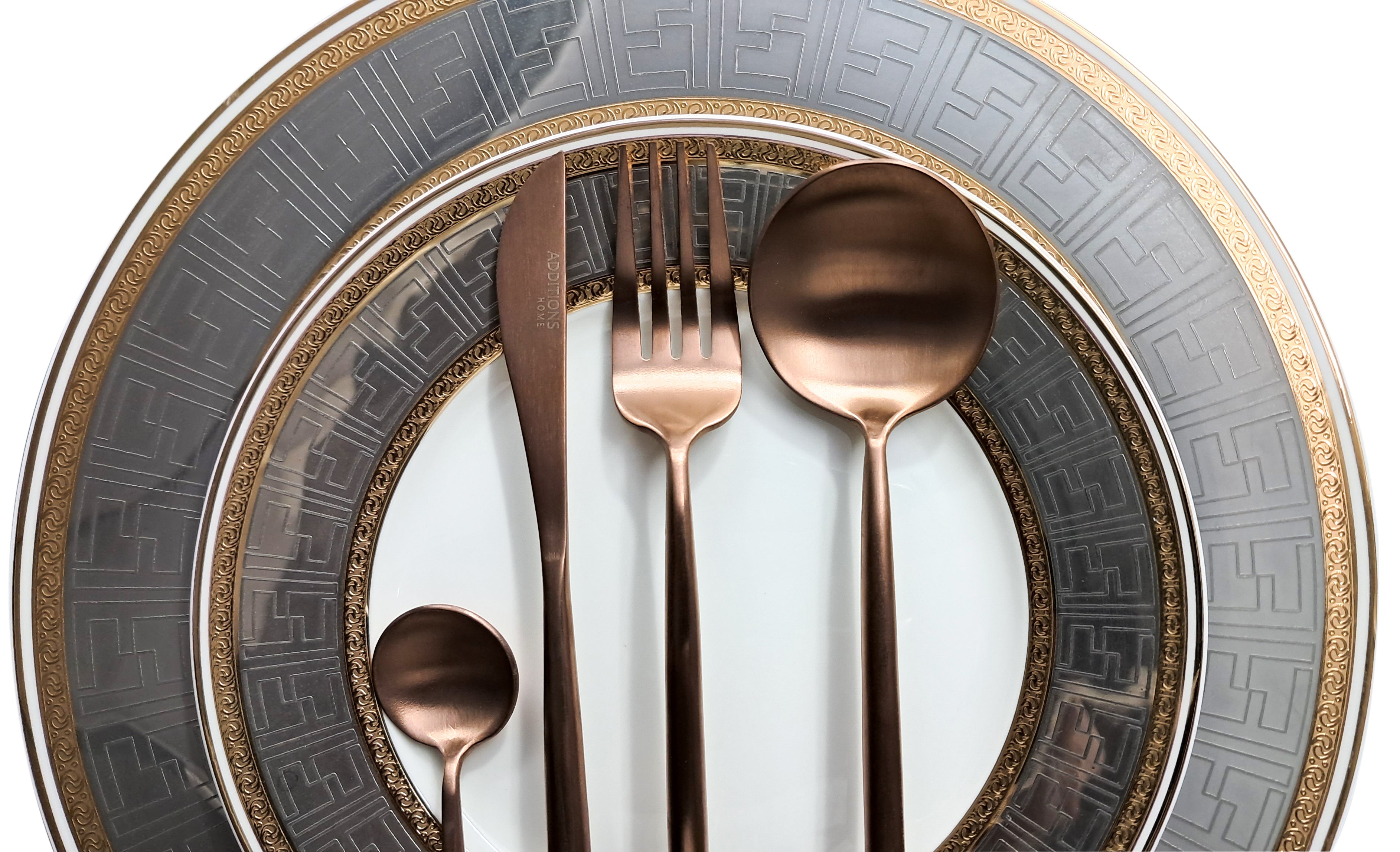 24pcs Luxury Chrome Plated Classic Cutlery Set Dinner Spoon Knives Fork Set Stainless Steel Tableware Dinner Set with Black Gift Box Rose Gold Pleated
