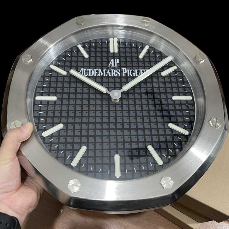 Luxury Stainless Steel Metal Wall Clock For Royal Home & Bunglows, Wall Clock, Wall Watch. Diameter - 35 cm