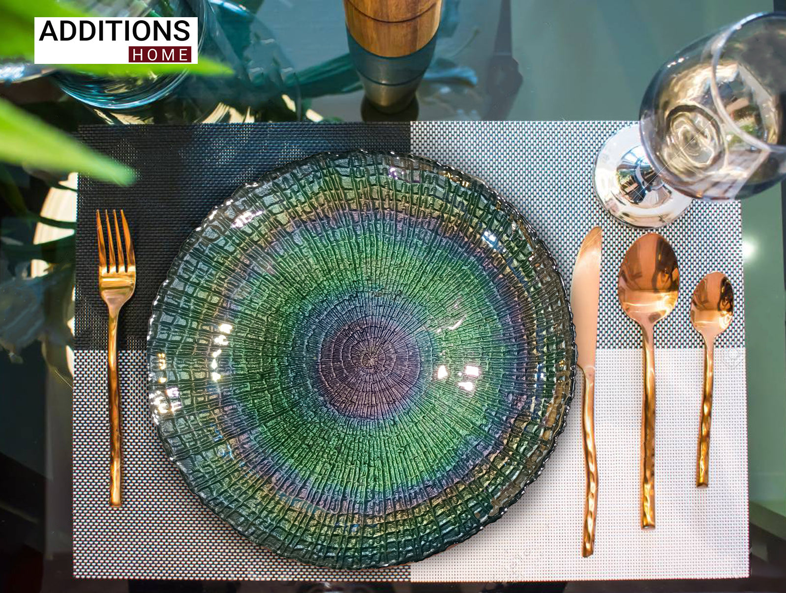1 Pcs, 13" Round Multicolour Glass Charger Plates