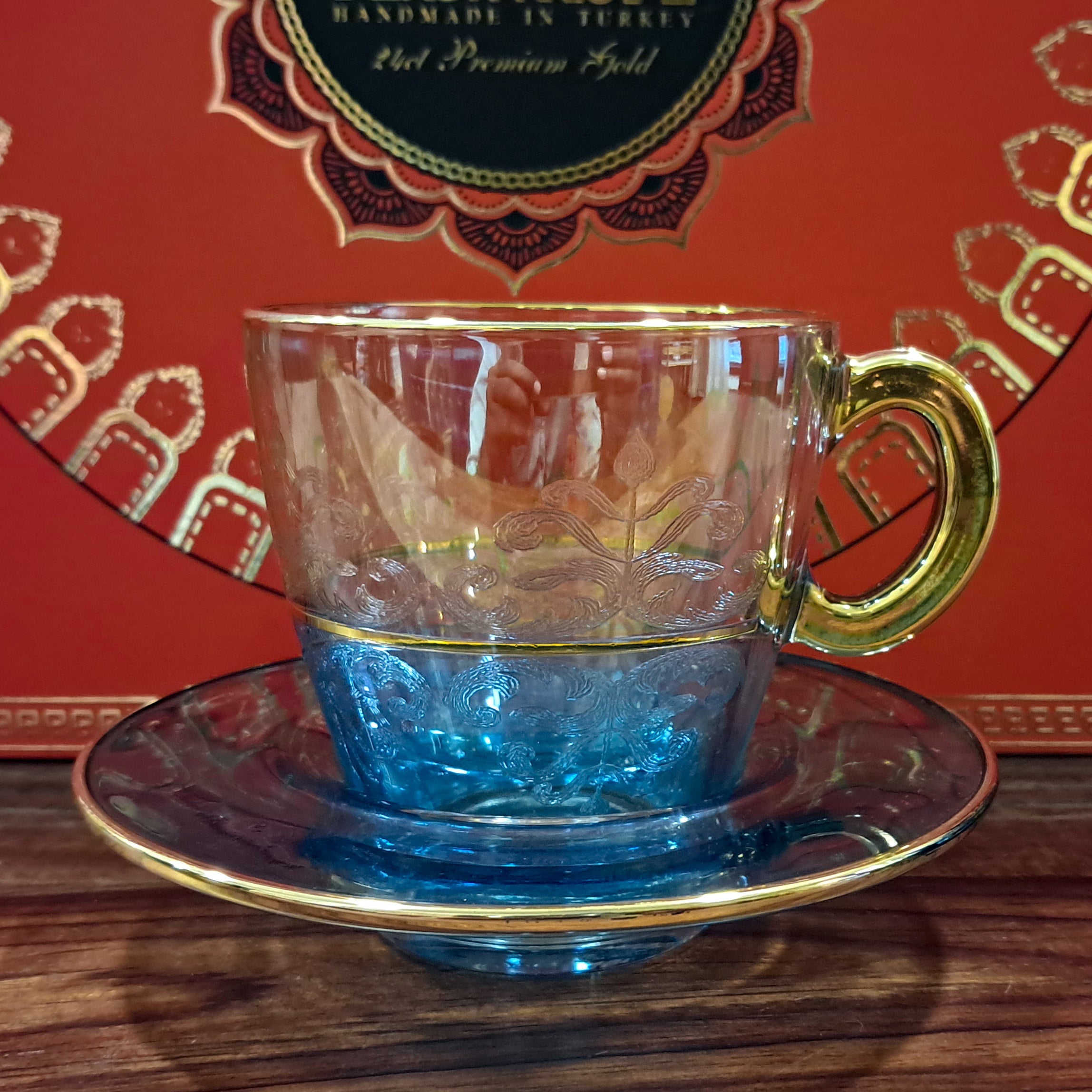 Elegant Gold Cup and Plate Set of 6 (limited edition)