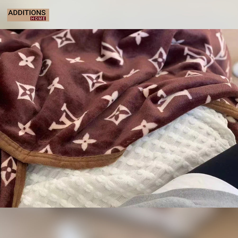All Seasons Luxury Designer Fur Blanket Perfect For Grandeur Home Décor