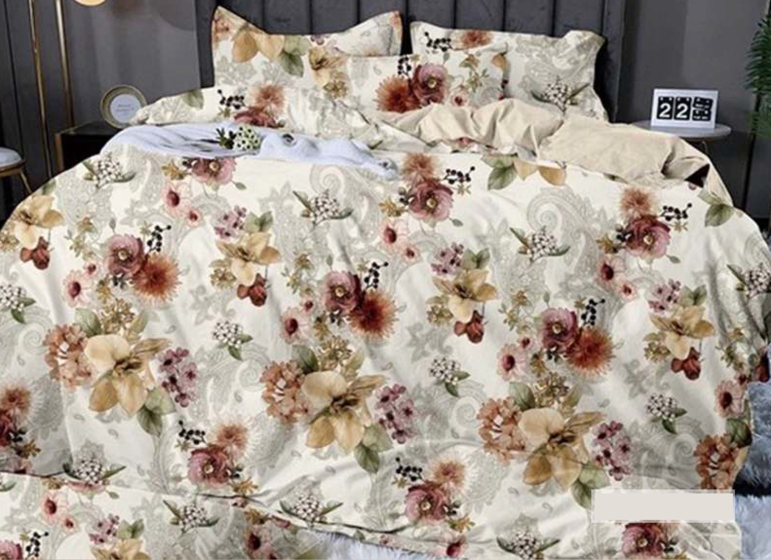 Spread Spain 220 TC Micro Fiber Super King Size Bedsheet - 108" X 108"