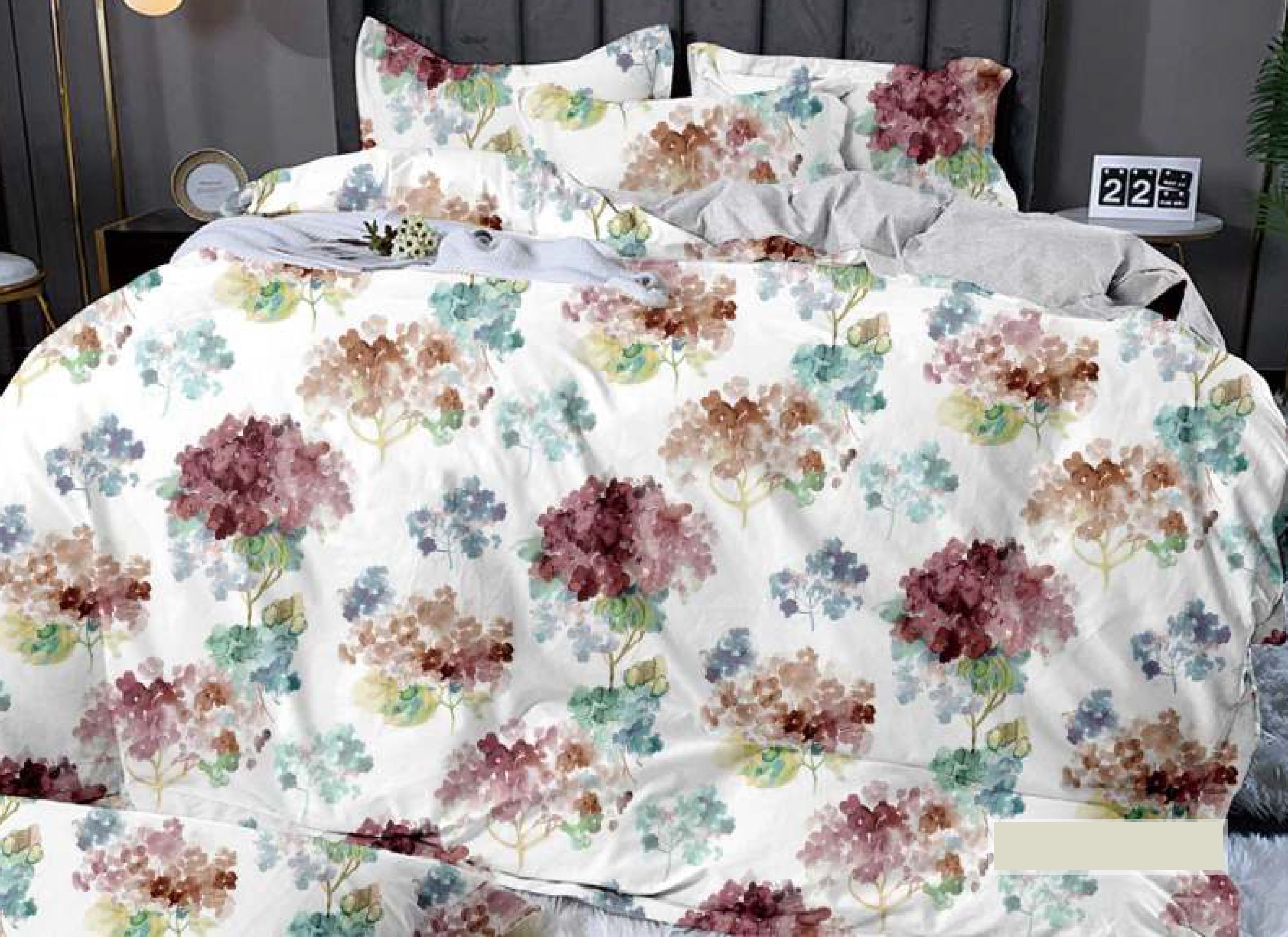 Spread Spain 220 TC Micro Fiber Super King Size Bedsheet - 108" X 108"