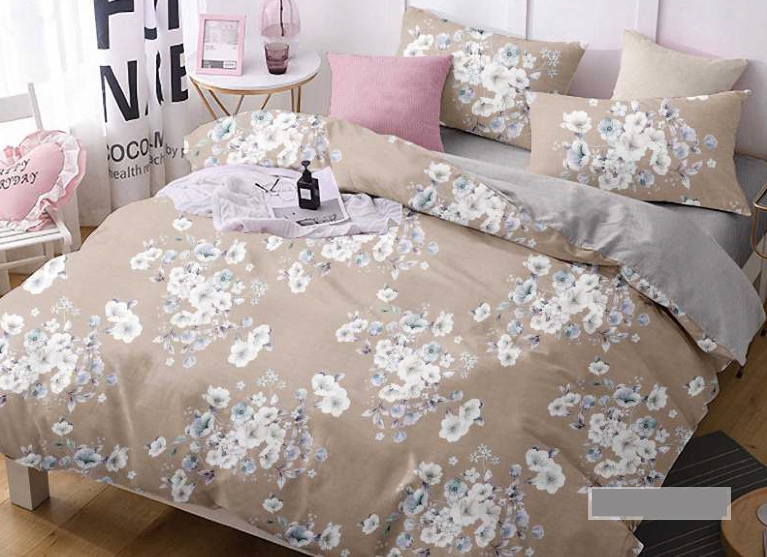 Spread Spain 220 TC Micro Fiber Super King Size Bedsheet - 108" X 108"