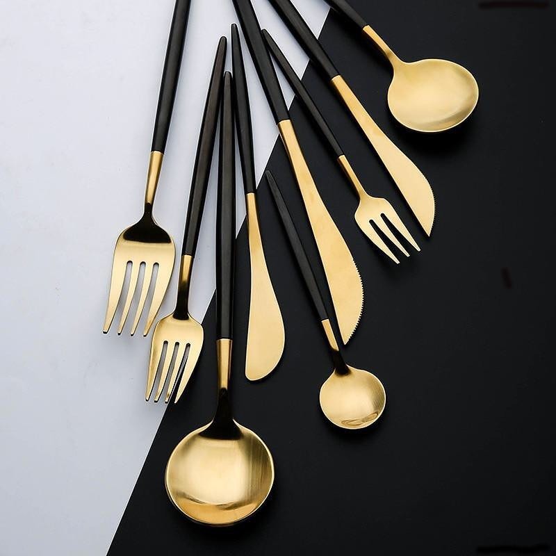 24pcs Luxury Chrome Plated Classic Cutlery Set Dinner Spoon Knives Fork Set Stainless Steel Tableware Dinner Set with Black Gift Box Black Gold