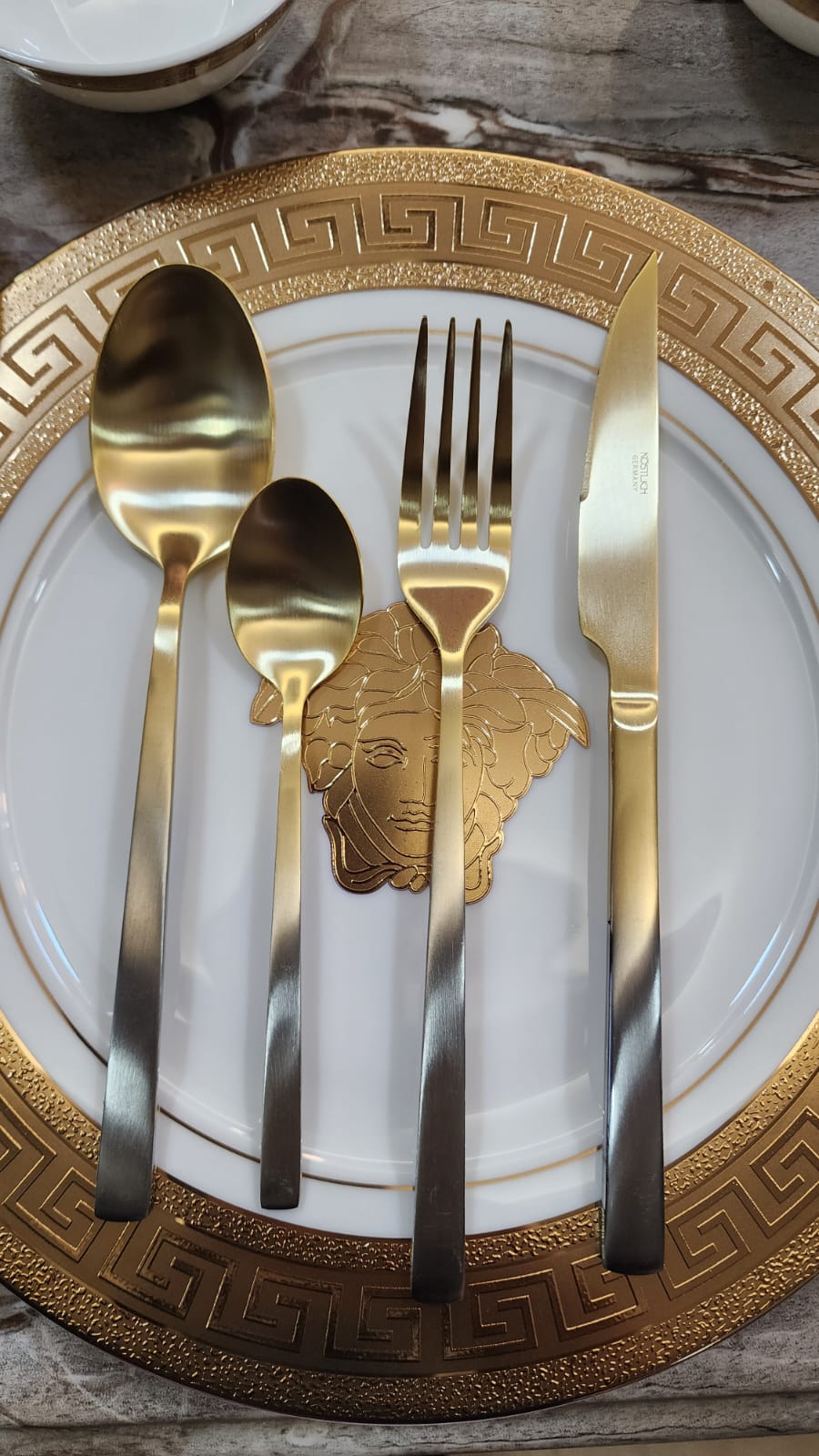 Fine Bone China Dinner Set 24K Real Gold Plated 35 PCS.