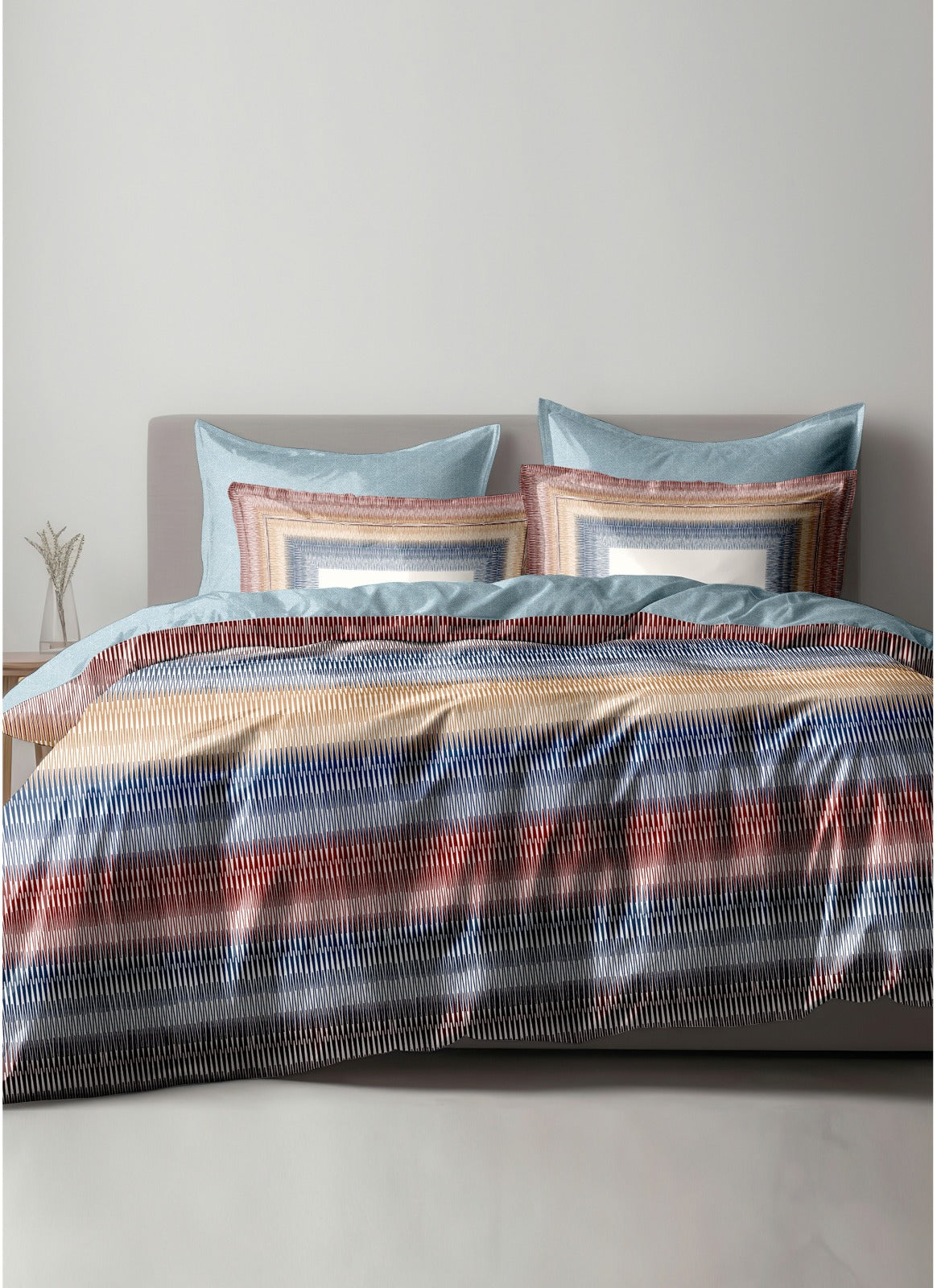 Spread Spian 220 TC Micro Fibre Super King Size Bedsheet - 108" X 108"