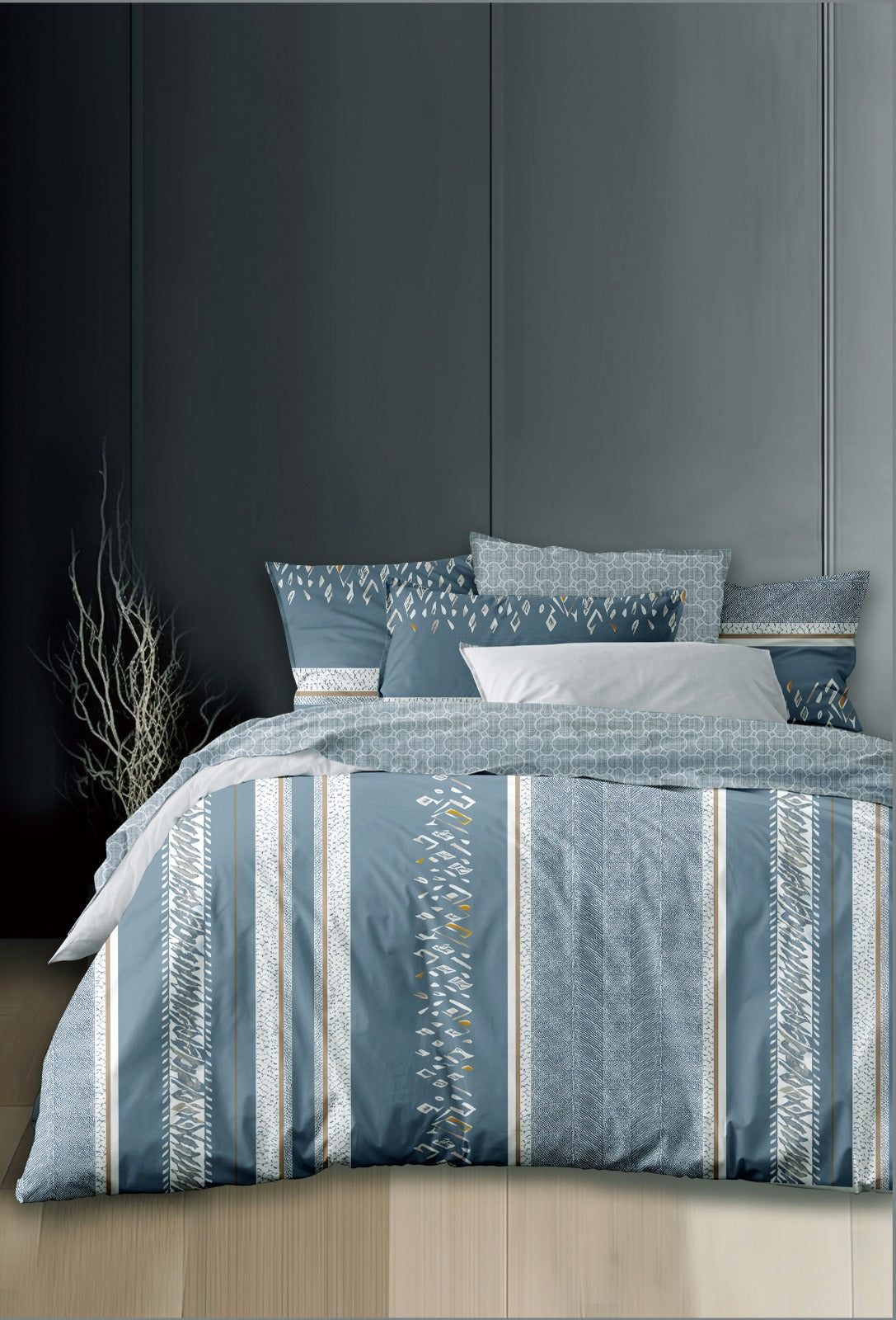 Spread Spian 220 TC Micro Fibre Super King Size Bedsheet - 108" X 108"