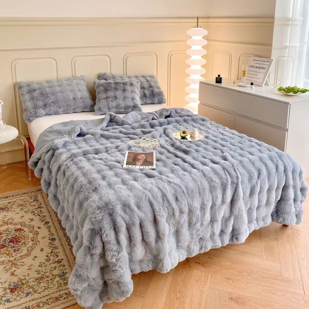 New Super Soft Rabbit Fur Embossed Blanket 200x220CM