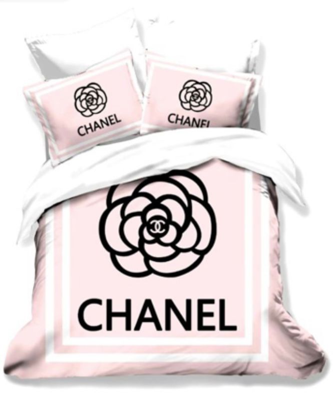 New 4 PCS Comforter With Matching King Size Double Bedsheet - 275 X 275 CM with 2 Pillow Covers