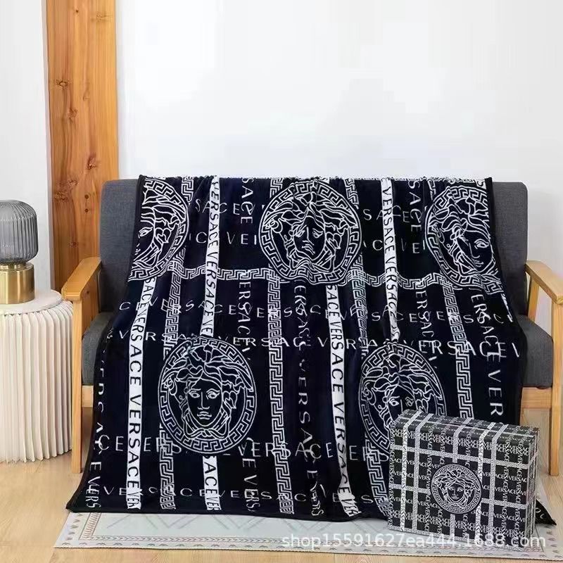 Luxury Designer Ac Blanket Perfect For Grandeur Home Décor