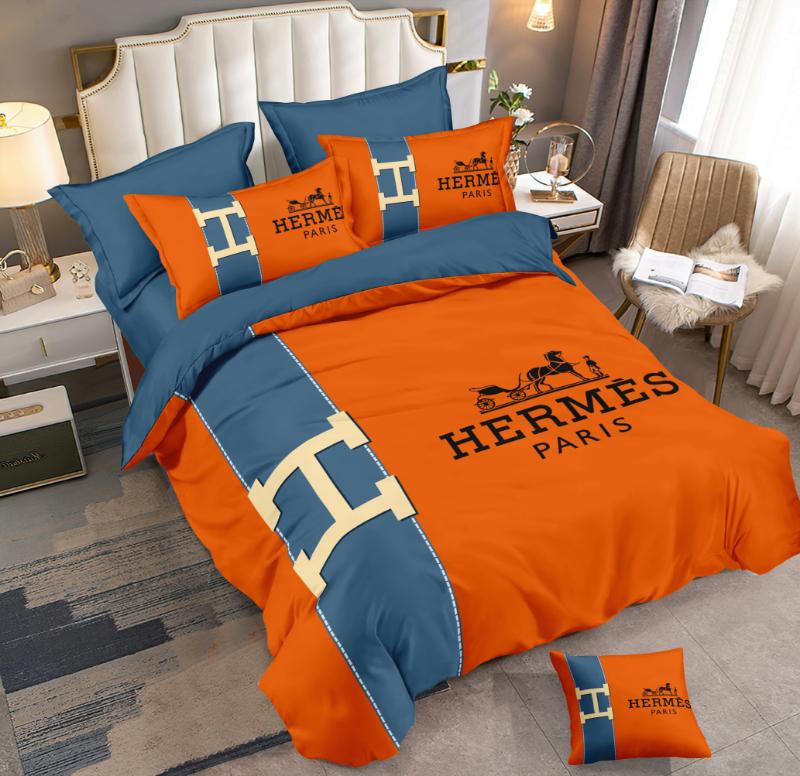 Winter Duvet Set with Velveteen Double Bedsheet - 100 X 108 Inches with 2 Pillow Covers - 4 Pcs Set