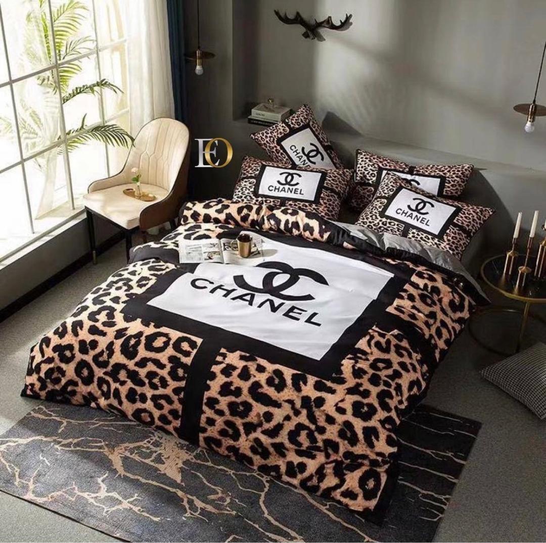 New 100% Comfortable 220 TC King Size Double Bedsheet Digital Print - 275 X 275 CM with 2 Pillow Covers - 3 Pcs Set