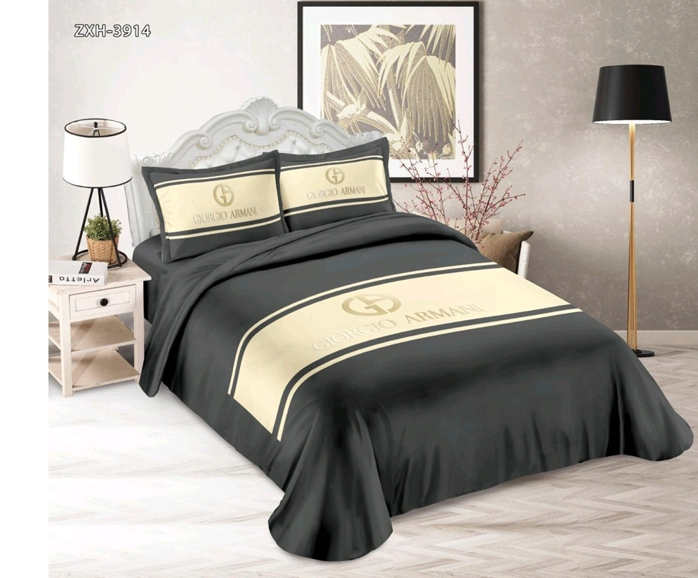 New 4 PCS Comforter With Matching King Size Double Bedsheet - 275 X 275 CM with 2 Pillow Covers