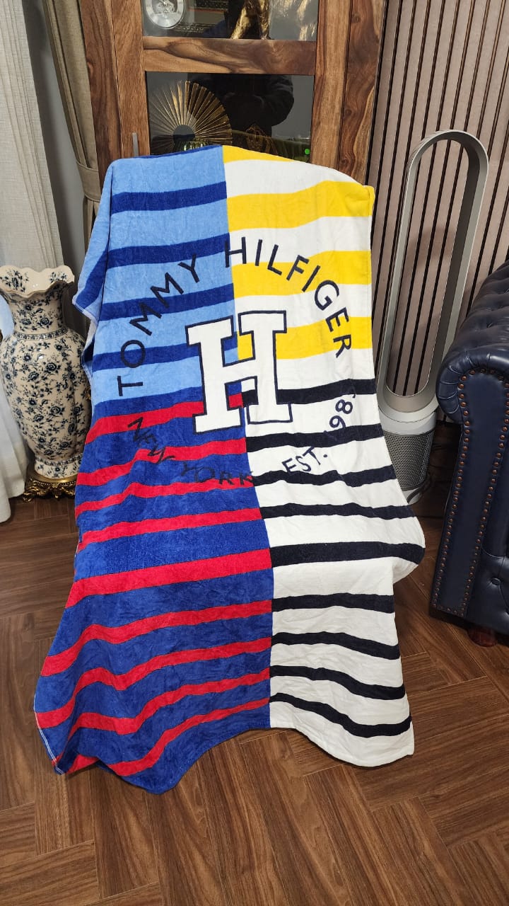 100% Organic Cotton 400 GSM Highly Absorbent Towels with Hanging Loop (Set of 2 )