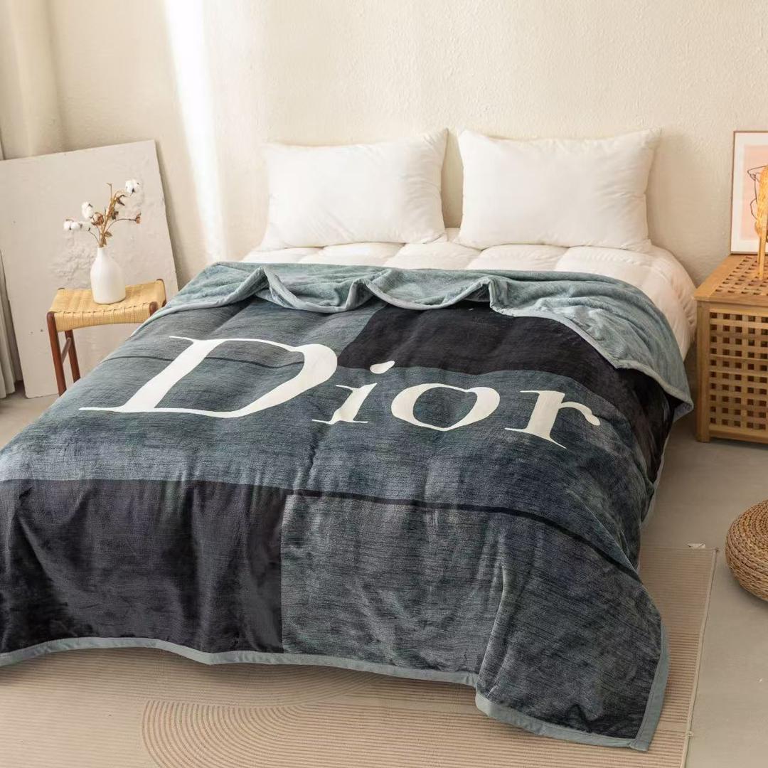 Supersoft Classic blanket King Size 220 x 240 Cms