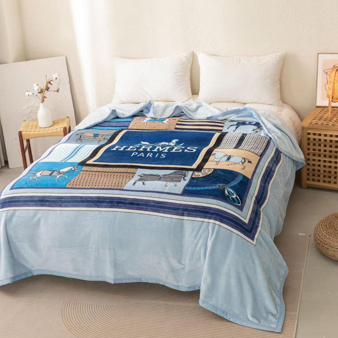 Supersoft Classic blanket King Size 220 x 240 Cms