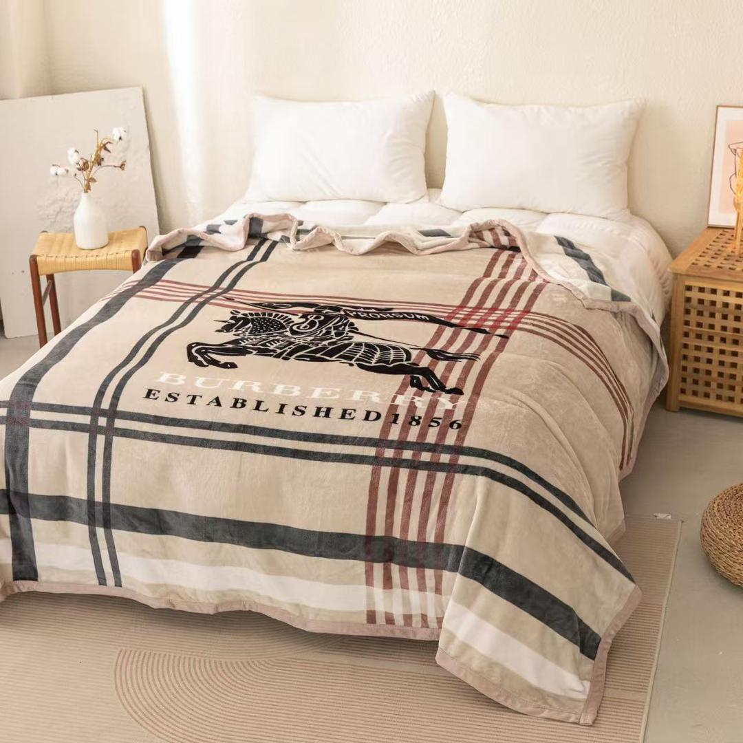 Supersoft Classic blanket King Size 220 x 240 Cms